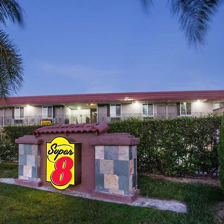 Super 8 by Wyndham Redlands/San Bernardino Motell Exteriör bild